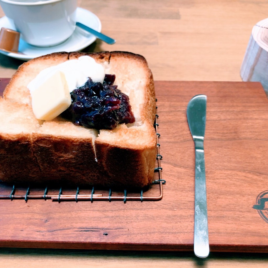 ユーザーが投稿したあんバタートーストの写真 - 実際訪問したユーザーが直接撮影して投稿した大杉食パン専門店天然酵母の食パン専門店 つばめパン&Milkの写真