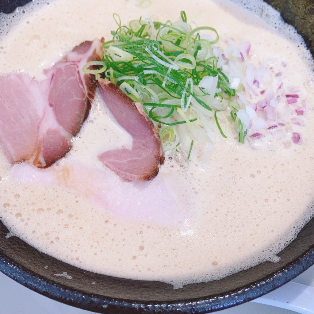 ユーザーが投稿した鶏白湯の写真 - 実際訪問したユーザーが直接撮影して投稿した西中島ラーメン専門店うまい麺には福来たる 西中島店の写真