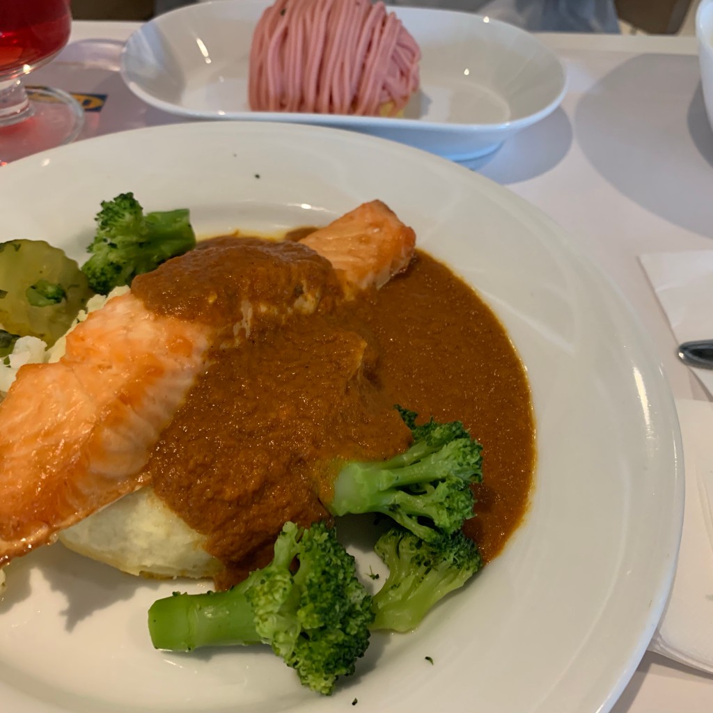 ユーザーが投稿したサーモンの写真 - 実際訪問したユーザーが直接撮影して投稿した鶴町西洋料理IKEA レストラン&カフェ 鶴浜店の写真