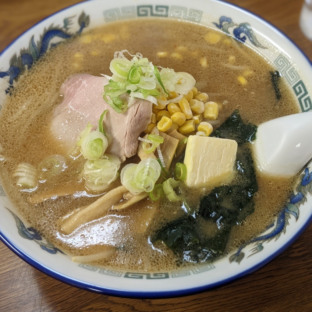 ユーザーが投稿した味噌バターコーンラーメンの写真 - 実際訪問したユーザーが直接撮影して投稿した平岡六条ラーメン / つけ麺ラーメン浜っ子の写真