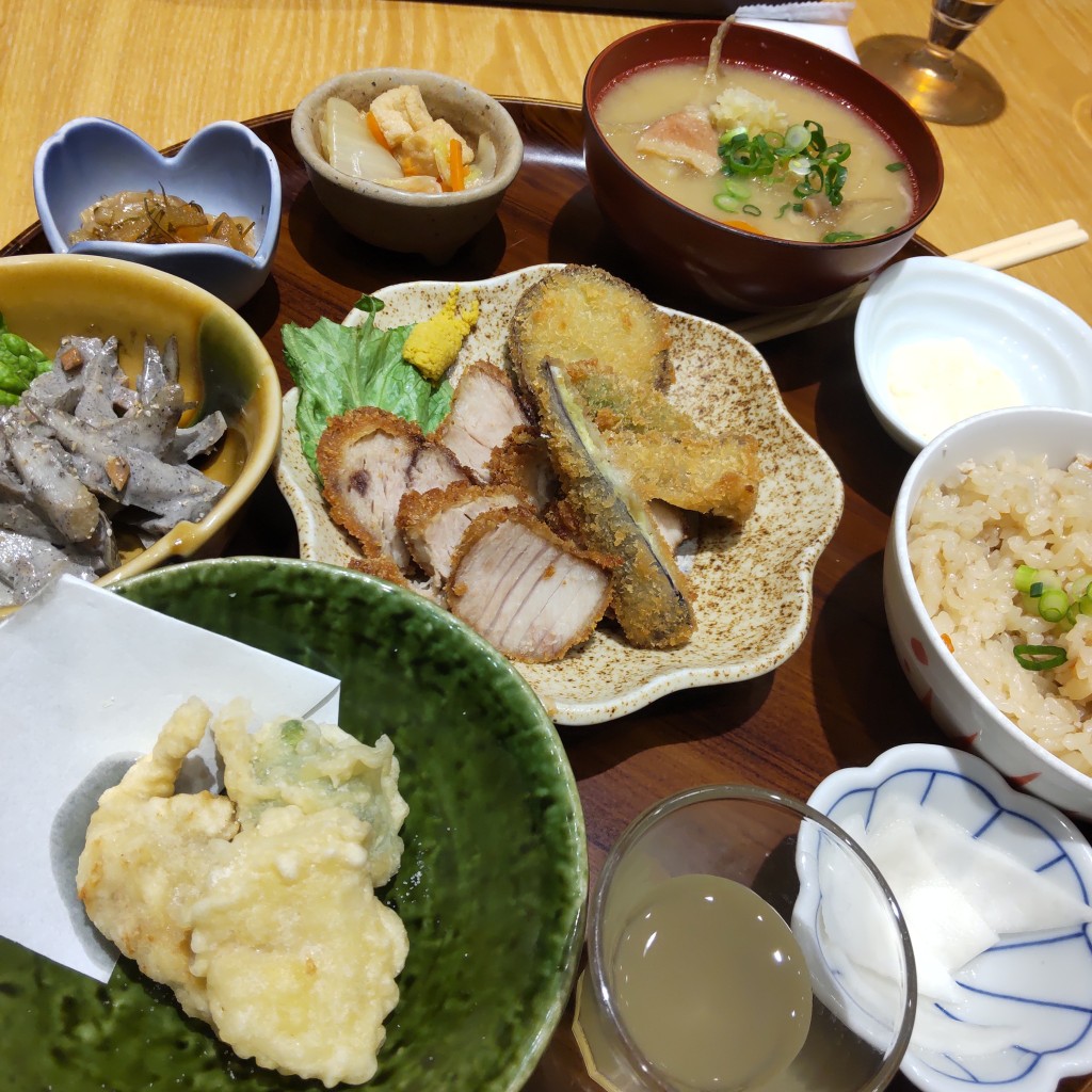 実際訪問したユーザーが直接撮影して投稿した弥生町居酒屋和食居酒屋 はなれの写真