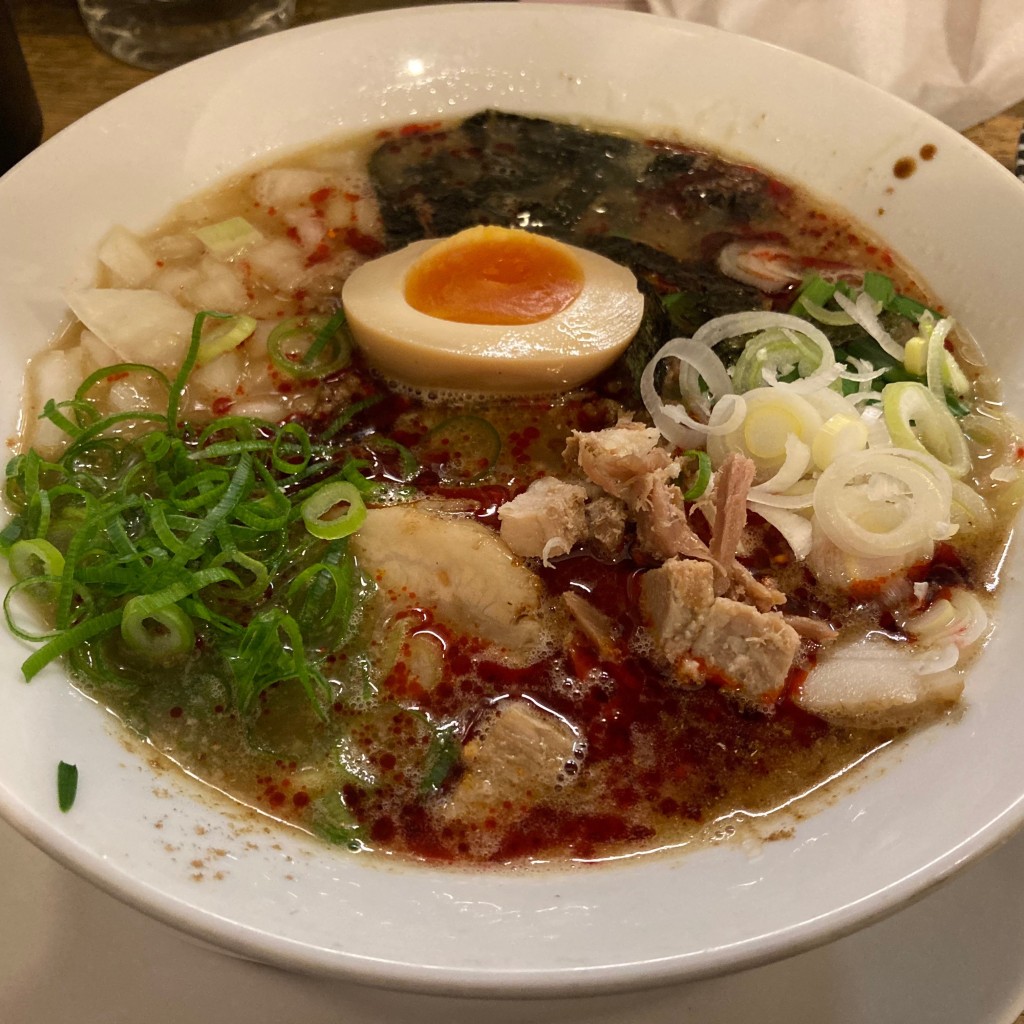 ユーザーが投稿した麻辣ラーメンの写真 - 実際訪問したユーザーが直接撮影して投稿した谷町ラーメン / つけ麺岡本商店の写真