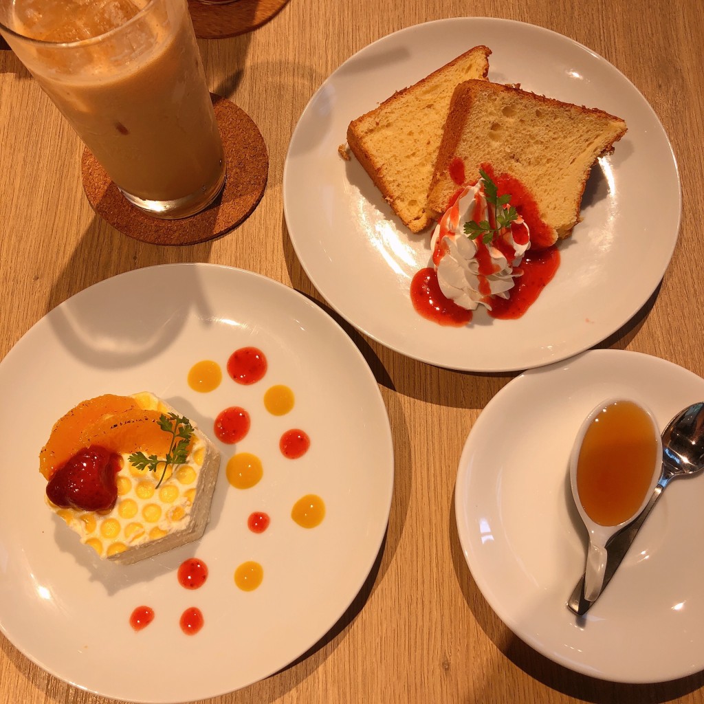 ユーザーが投稿した蜂蜜チーズケーキの写真 - 実際訪問したユーザーが直接撮影して投稿した山田町小部カフェ神戸養蜂場の写真