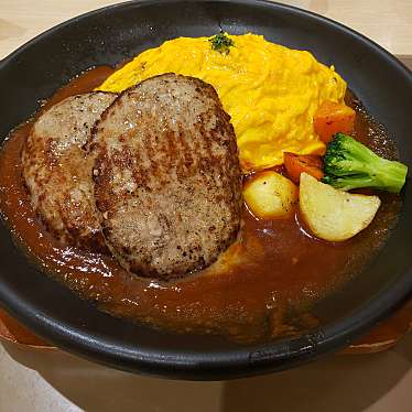 実際訪問したユーザーが直接撮影して投稿した光の森洋食おむらいす亭 熊本ゆめタウン光の森店の写真