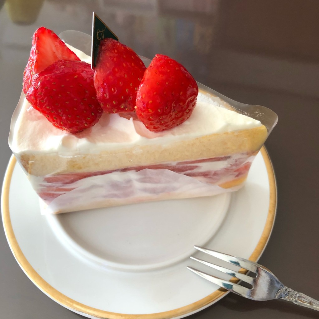 ユーザーが投稿した生ケーキの写真 - 実際訪問したユーザーが直接撮影して投稿した桜が丘ケーキお菓子の工房 がとぅぎゃらりぃの写真