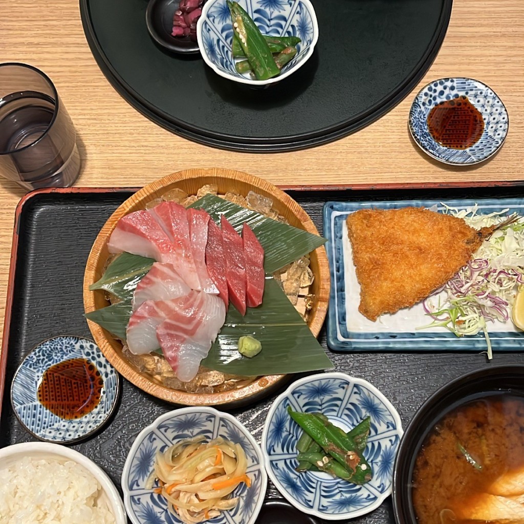 ユーザーが投稿した刺身3種盛り定食の写真 - 実際訪問したユーザーが直接撮影して投稿した上野町魚介 / 海鮮料理まるさ水産 多治見店の写真