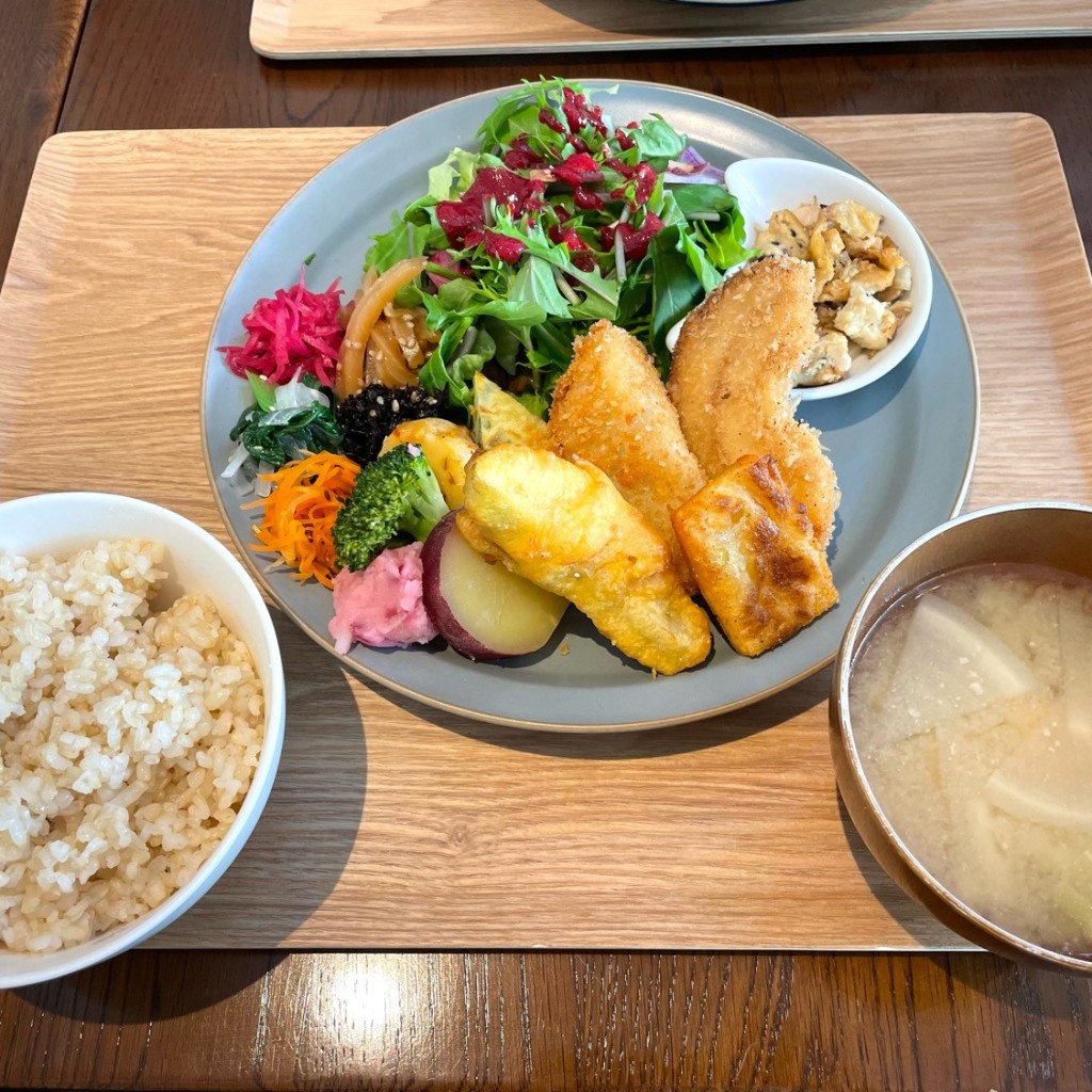 nakkone_canさんが投稿した本町その他飲食店のお店one drop cafe/ワンドロップカフェの写真