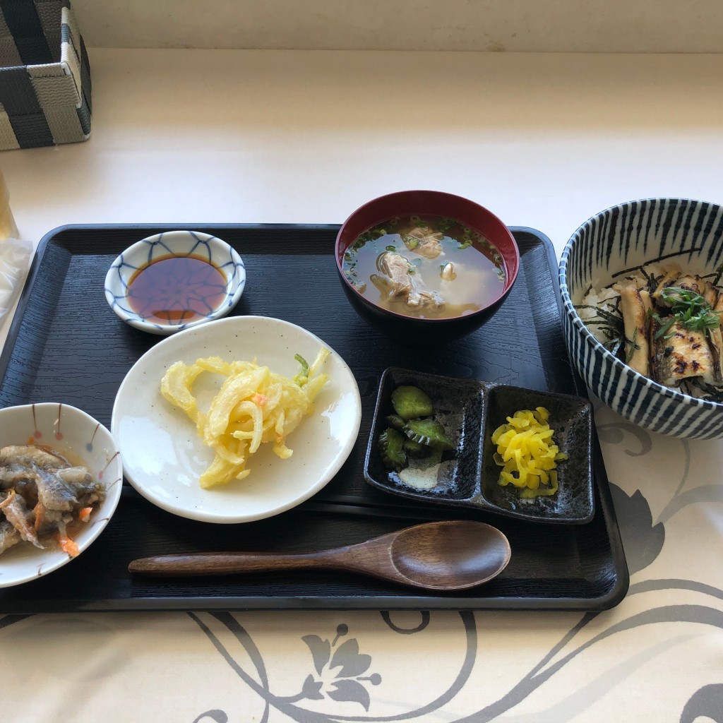 ユーザーが投稿したあなご丼定食の写真 - 実際訪問したユーザーが直接撮影して投稿した江田島町江南定食屋海辺の新鮮市場の写真