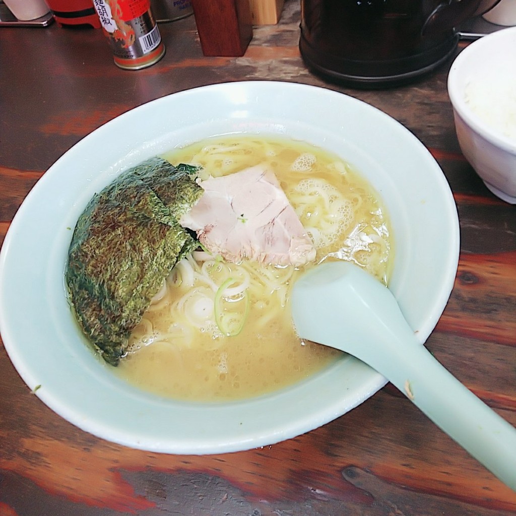 ユーザーが投稿したラーメンの写真 - 実際訪問したユーザーが直接撮影して投稿した久米ラーメン / つけ麺ヤスシボーイの写真