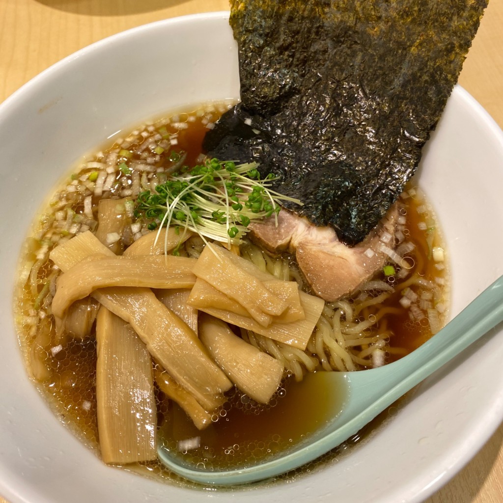 ユーザーが投稿した醤油ラーメンの写真 - 実際訪問したユーザーが直接撮影して投稿した羽田空港中華料理中華食堂の写真