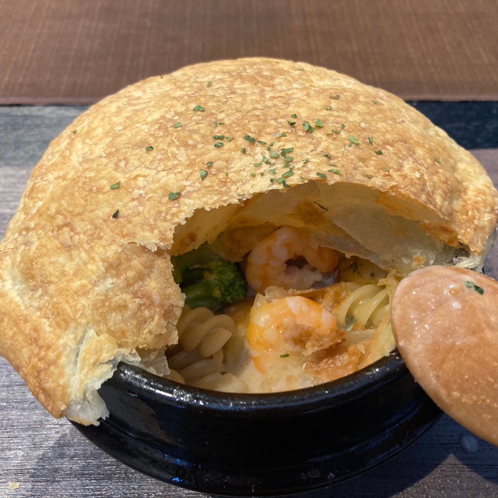 ユーザーが投稿した邑久牡蠣とショートパスタの味噌クリームパイ包みの写真 - 実際訪問したユーザーが直接撮影して投稿した新町イタリアンSalon de Lienの写真