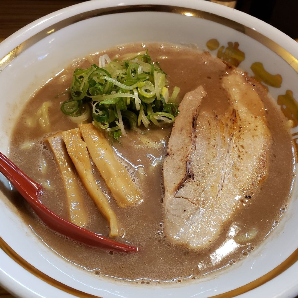 ユーザーが投稿した濃厚ラーメンの写真 - 実際訪問したユーザーが直接撮影して投稿した山之手ラーメン / つけ麺極濃豚骨ラーメン濃厚軍団 山之手店の写真