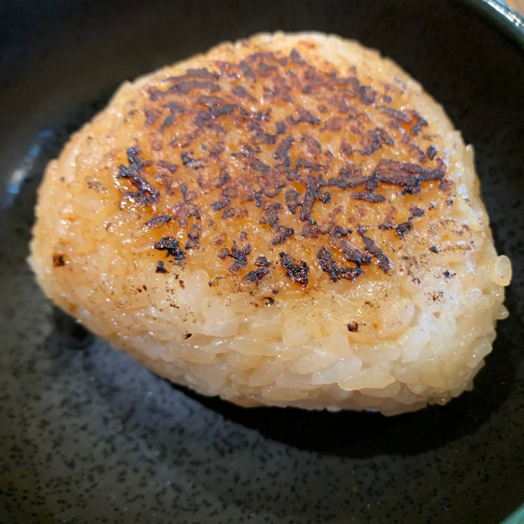 ユーザーが投稿した焼きおにぎりの写真 - 実際訪問したユーザーが直接撮影して投稿した川内町ラーメン専門店りょう花 徳島川内店の写真