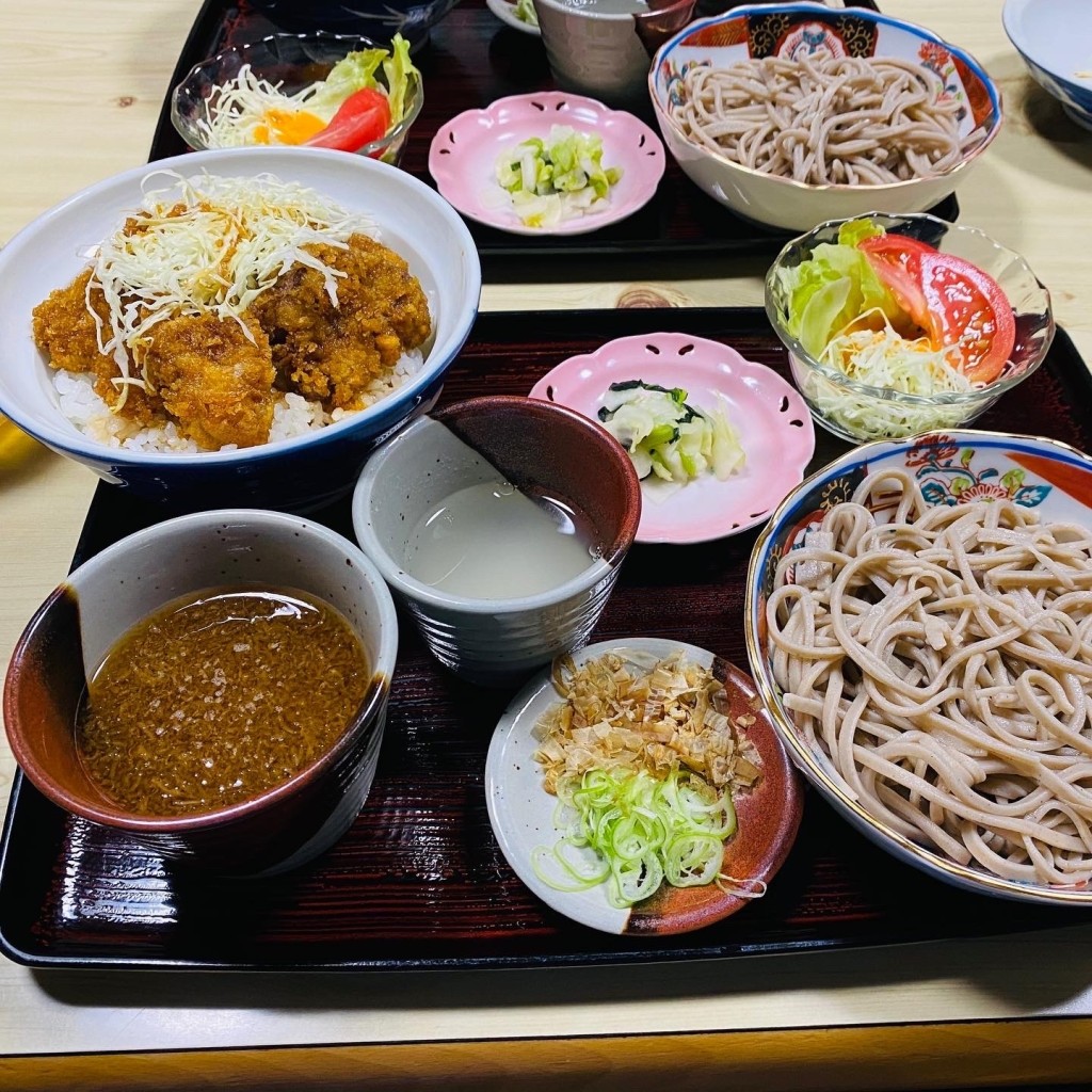 ユーザーが投稿した醤油カツ丼セットの写真 - 実際訪問したユーザーが直接撮影して投稿した春日そば手打ちそば とみたやの写真