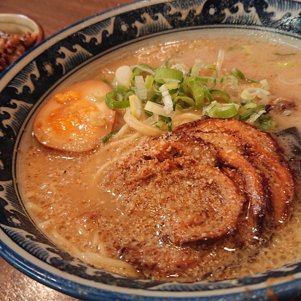 ユーザーが投稿したラーメン・チャーシュー丼セットの写真 - 実際訪問したユーザーが直接撮影して投稿した大路ラーメン / つけ麺めん壱の写真