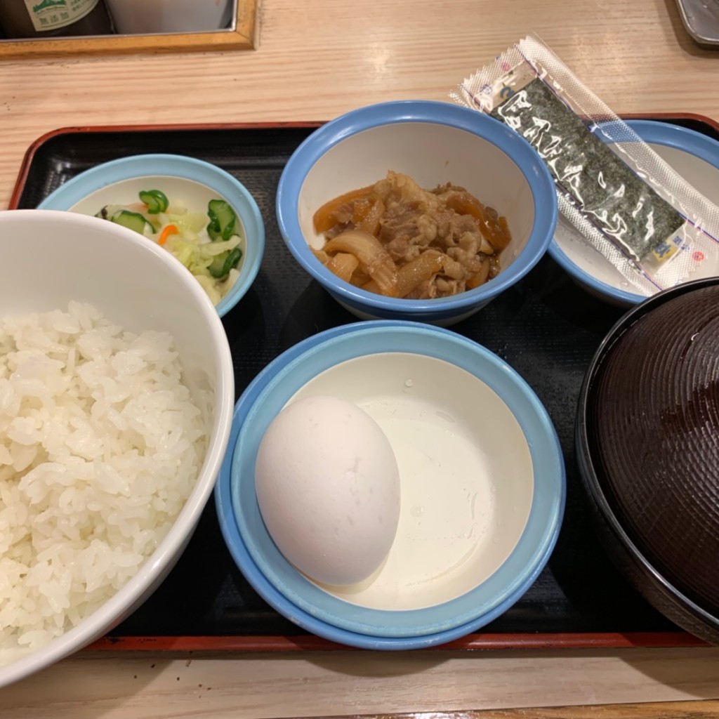 ユーザーが投稿した定番朝定食牛皿の写真 - 実際訪問したユーザーが直接撮影して投稿した上野牛丼松屋 上野店の写真