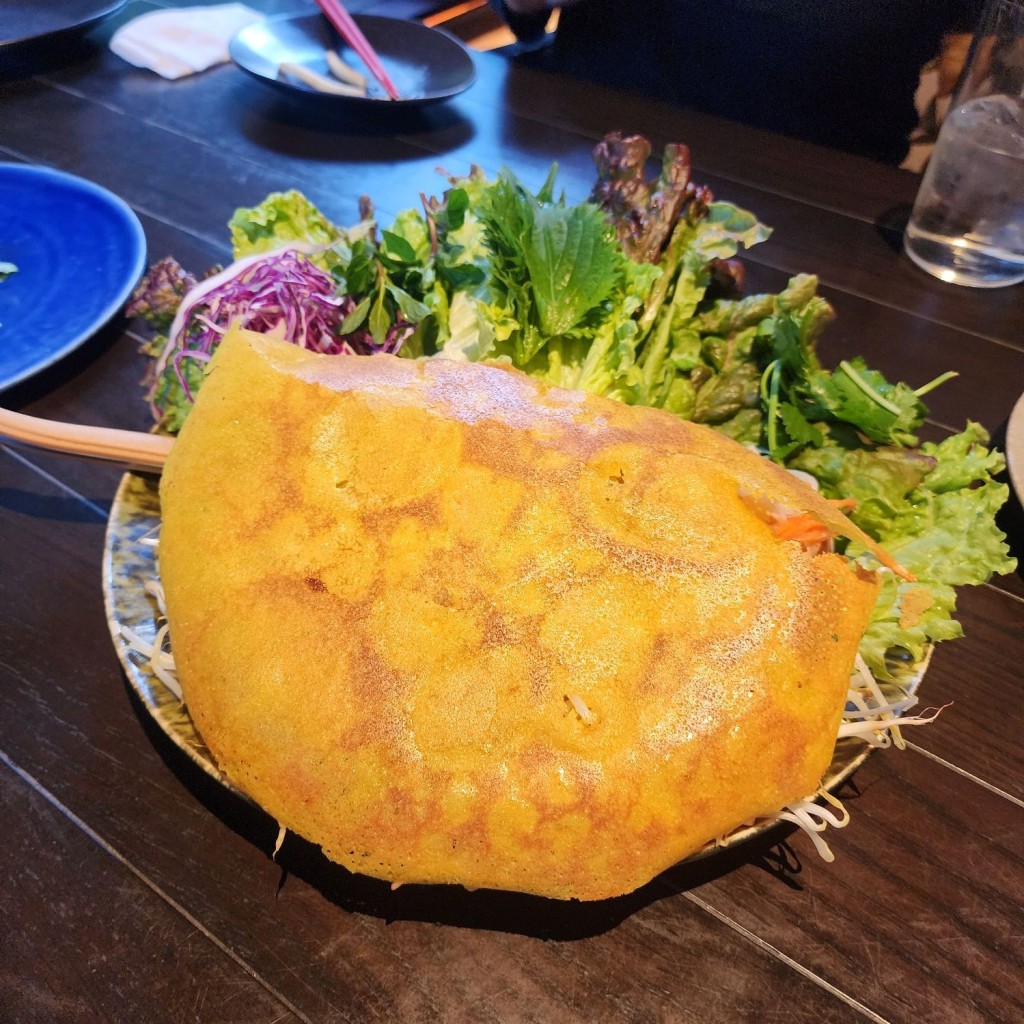 ユーザーが投稿したバインセオ・もやしとたっぷり野菜のベトナム風お好み焼きの写真 - 実際訪問したユーザーが直接撮影して投稿した代々木タイ料理GINGER GRASS modern thai vietnameseの写真
