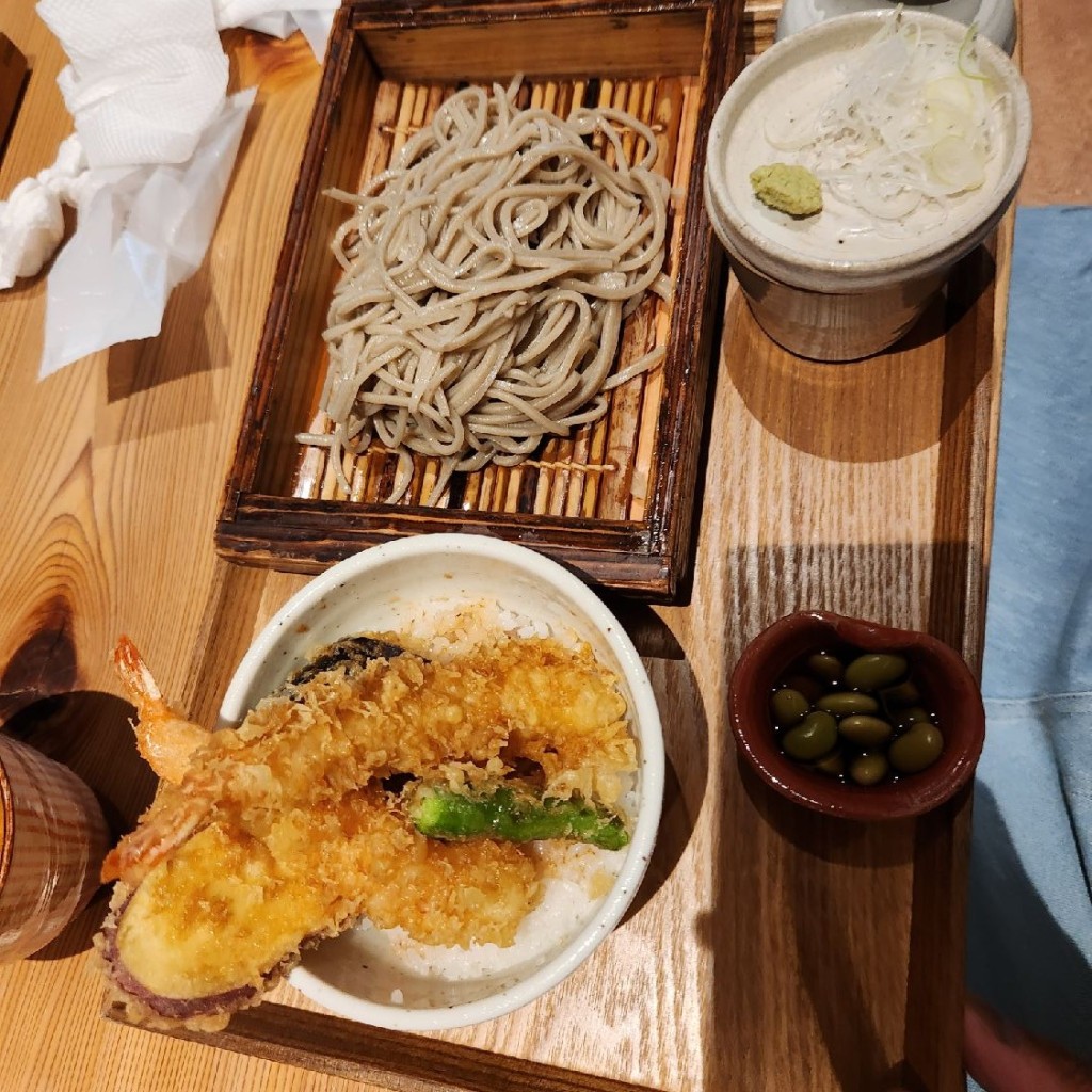 ユーザーが投稿した天丼と蕎麦セットの写真 - 実際訪問したユーザーが直接撮影して投稿した円山町居酒屋蕎麦前酒場 はんさむ渋谷の写真