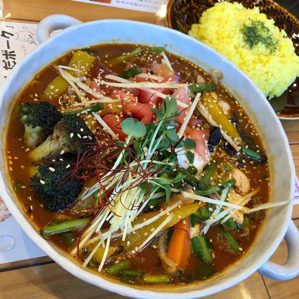 咖喱と麺と酒のアテat札幌Aoさんが投稿した清田三条スープカレーのお店スープカレー トムトムキキル/soup curry tom tom kikirの写真