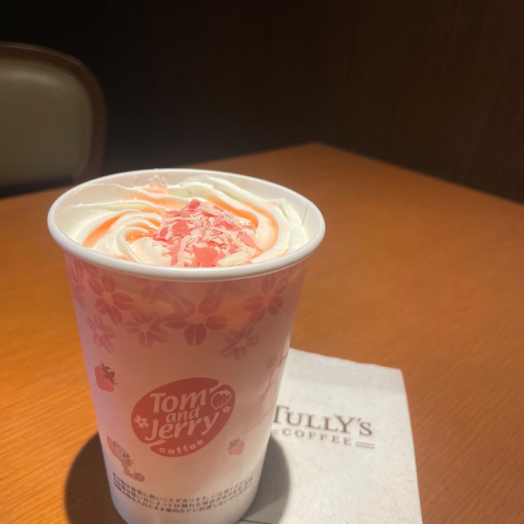 ユーザーが投稿した桜フラペチーノの写真 - 実際訪問したユーザーが直接撮影して投稿した中央カフェタリーズコーヒー 倉敷美観地区店の写真