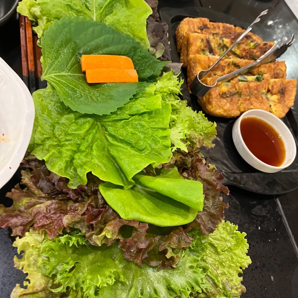 ユーザーが投稿した野菜セットの写真 - 実際訪問したユーザーが直接撮影して投稿した大久保韓国料理本家 ボンガ 新宿職安通り店の写真