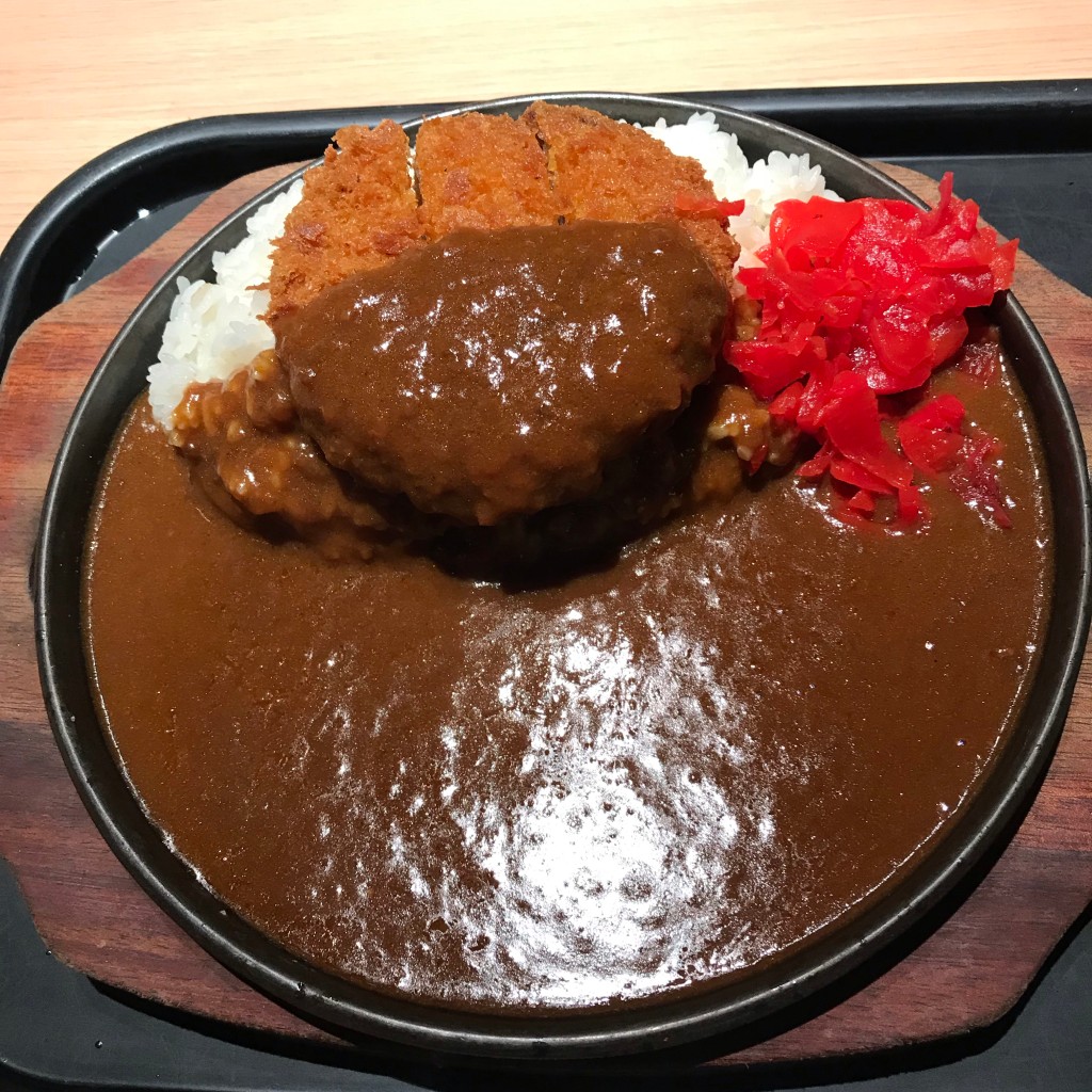 ユーザーが投稿したミンチカツカレーの写真 - 実際訪問したユーザーが直接撮影して投稿した泉州空港北カレー印度のルー 関西国際空港店の写真