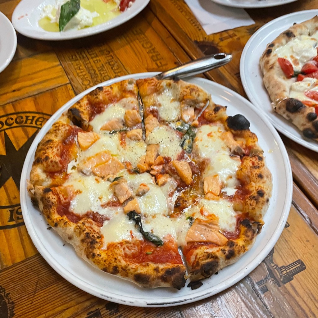 ユーザーが投稿したピザの写真 - 実際訪問したユーザーが直接撮影して投稿した東山イタリアンピッツェリア パーレンテッシの写真