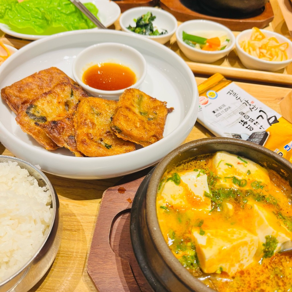 ユーザーが投稿したチヂミ (5枚) スンドゥブの写真 - 実際訪問したユーザーが直接撮影して投稿した黒山韓国料理VEGEGO オヌレシクタン&CAFE ららぽーと堺店の写真