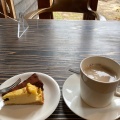 ケーキセット - 実際訪問したユーザーが直接撮影して投稿した美好町カフェ森のカフェの写真のメニュー情報