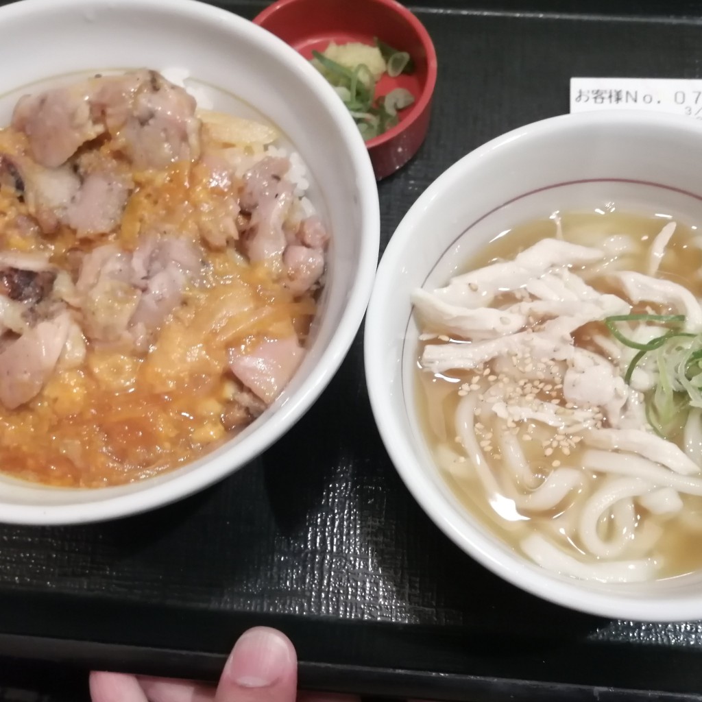 ユーザーが投稿した親子丼セットの写真 - 実際訪問したユーザーが直接撮影して投稿した大西丼ものなか卯 岡崎大西店の写真