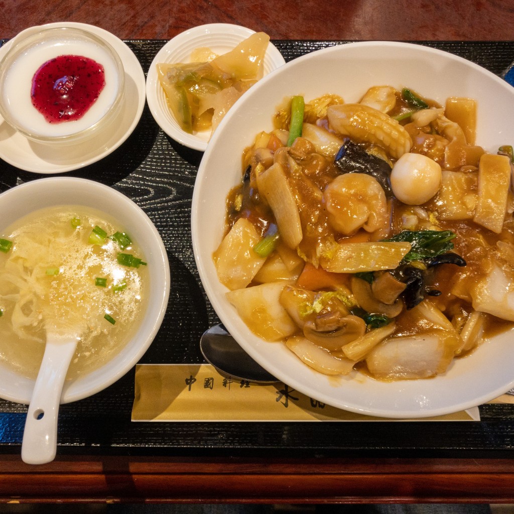 ユーザーが投稿した[ランチ]中華丼の写真 - 実際訪問したユーザーが直接撮影して投稿した徳丸中華料理中国料理 水晶楼の写真