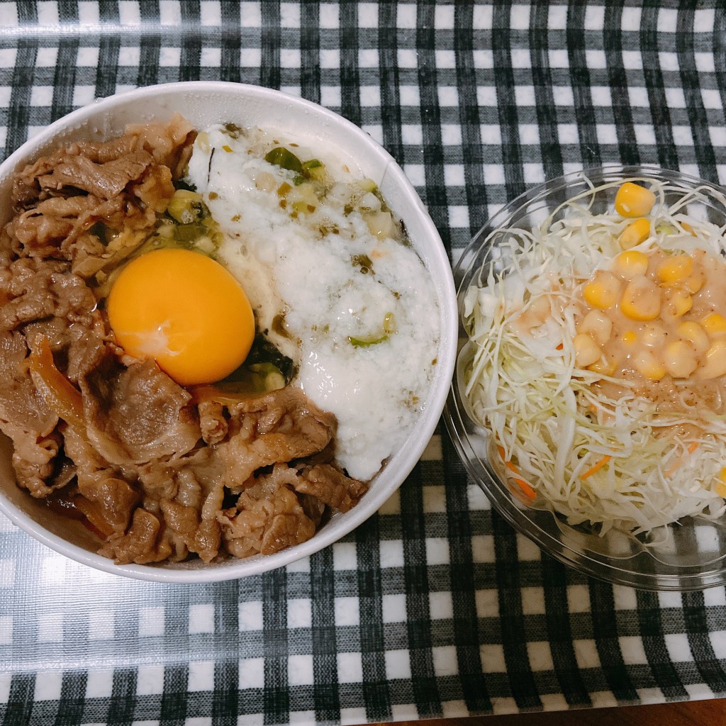 ユーザーが投稿した山形だしの三色丼野菜生玉子セットの写真 - 実際訪問したユーザーが直接撮影して投稿した香澄町牛丼松屋 山形駅前店の写真