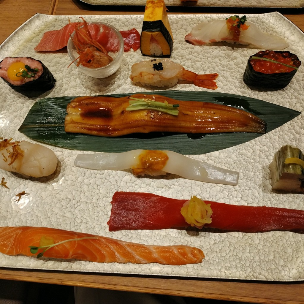ユーザーが投稿した予約華美登利にぎの写真 - 実際訪問したユーザーが直接撮影して投稿した梅丘寿司寿司の美登利 梅丘本館の写真