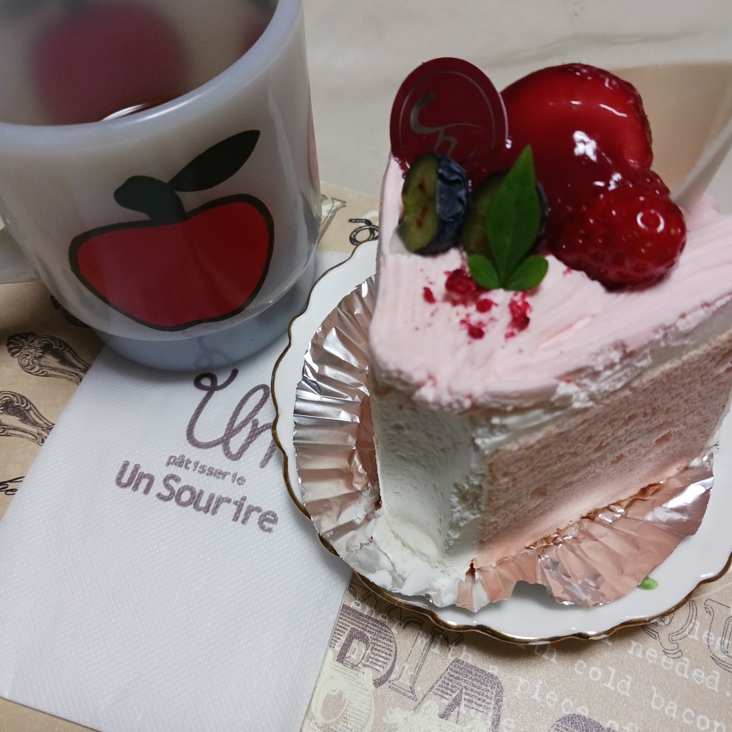 ユーザーが投稿した苺シフォンの写真 - 実際訪問したユーザーが直接撮影して投稿した桜沢ケーキパティスリー アンスリールの写真
