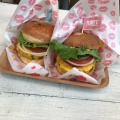 実際訪問したユーザーが直接撮影して投稿した江の島ハンバーガーTEDDY'S BIGGER BURGER HAWAII 江の島フードトラック店の写真