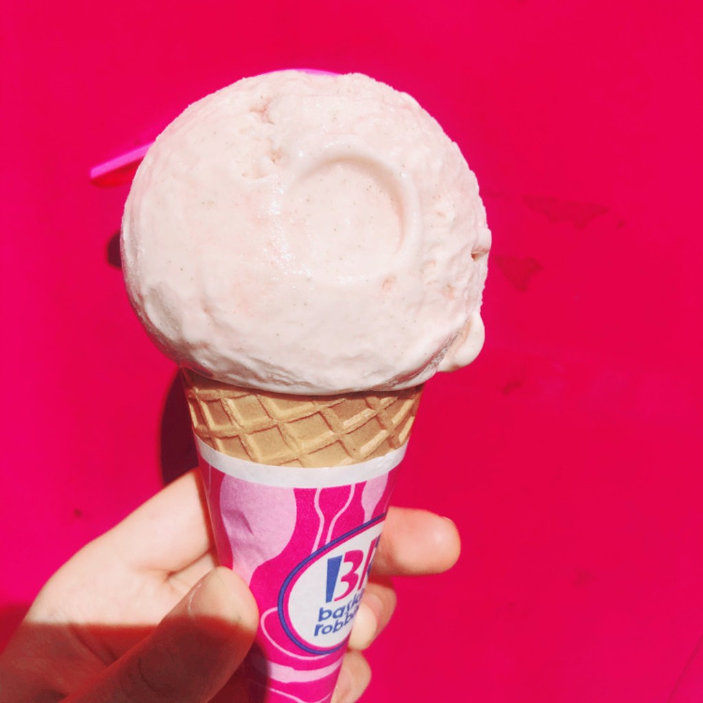 ユーザーが投稿した桜餅の写真 - 実際訪問したユーザーが直接撮影して投稿した天神橋アイスクリームサーティワン 天満駅前店の写真