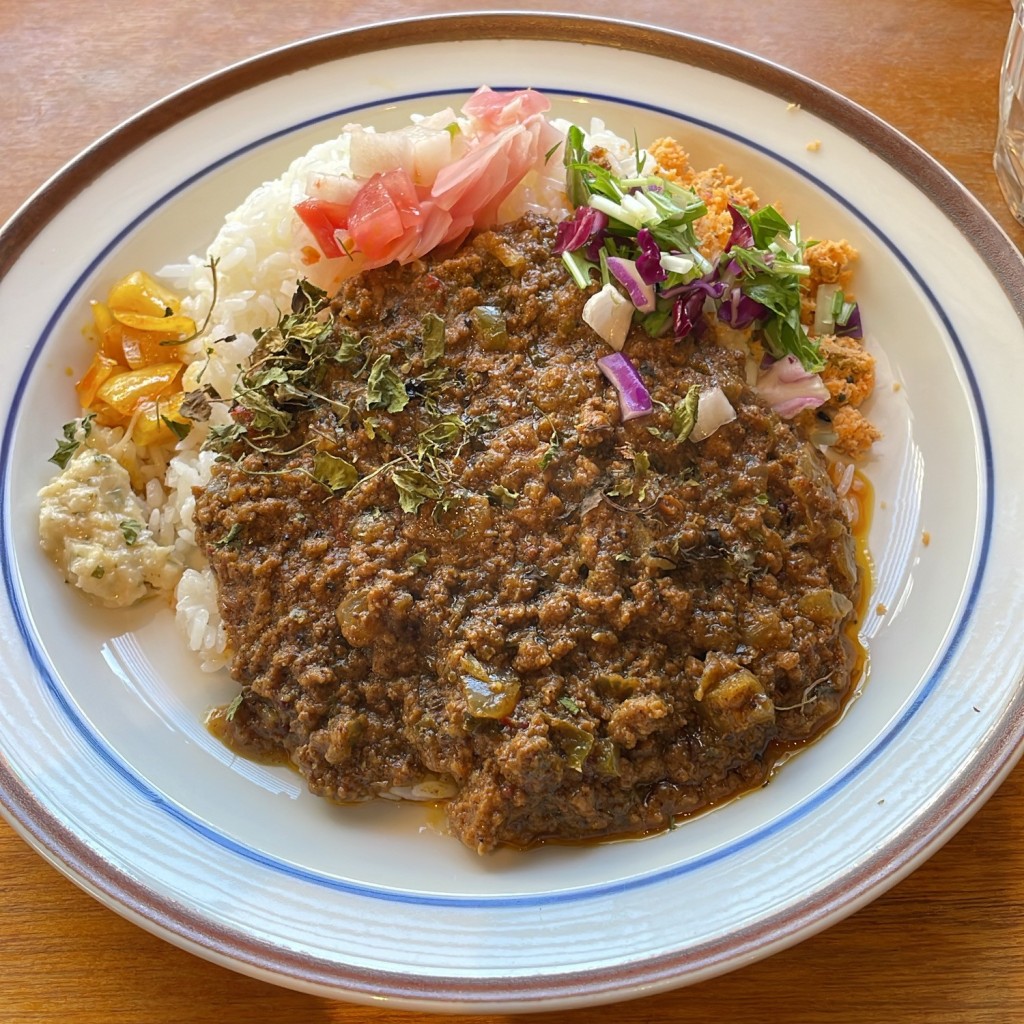 かずくんグルメと旅行さんが投稿した東高麗橋カレーのお店カリー&ナイス カトゥール/CURRY&NICE カトゥールの写真