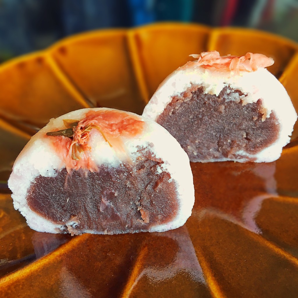 ユーザーが投稿した桜まんじゅうの写真 - 実際訪問したユーザーが直接撮影して投稿した上末吉和菓子梅月菓子舗の写真