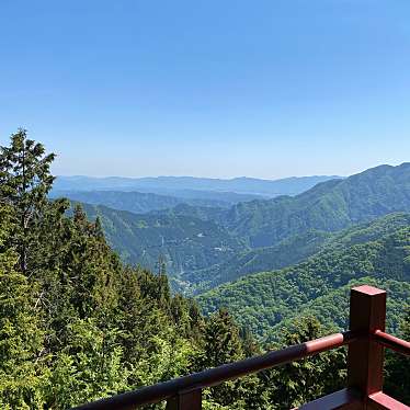 実際訪問したユーザーが直接撮影して投稿した三峰地域名所三峰神社 奧宮遙拜殿の写真