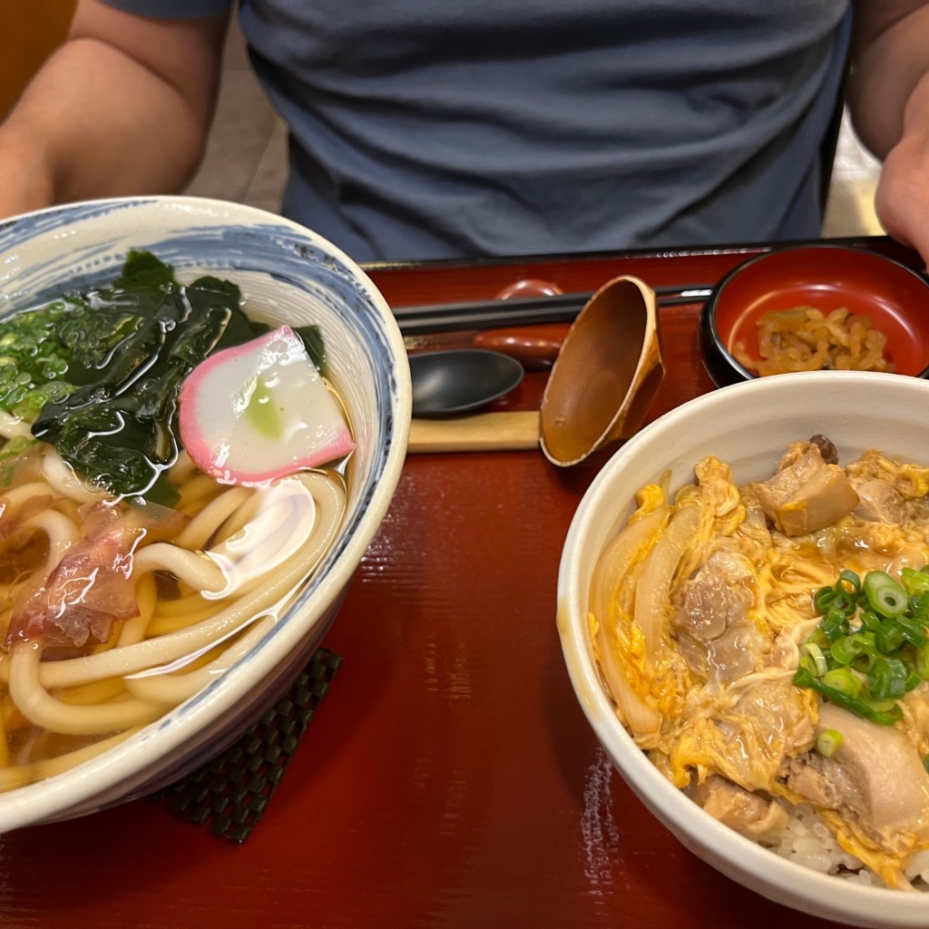 ユーザーが投稿した親子丼定食の写真 - 実際訪問したユーザーが直接撮影して投稿した基町うどん杵屋 広島センター街店の写真