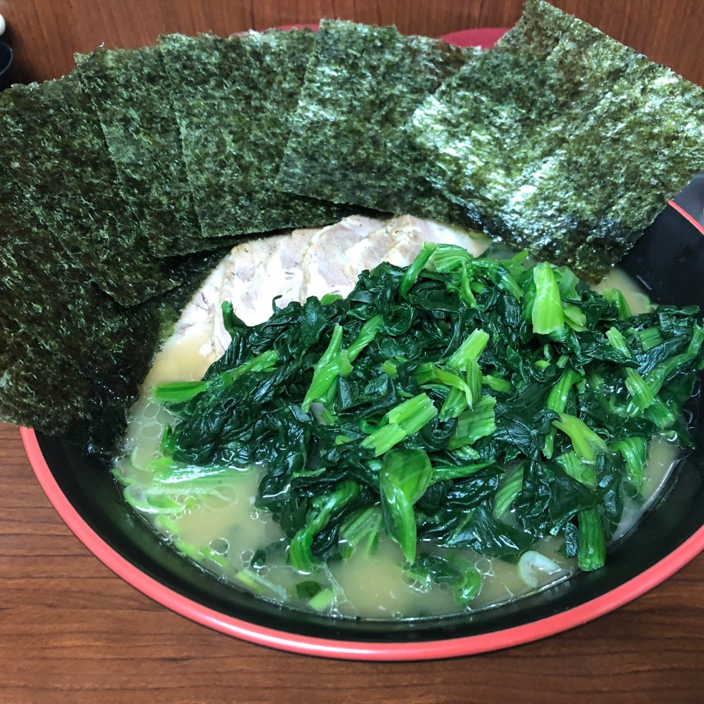 ユーザーが投稿したチャーシュー麺 大盛り ほうれん草とノリの写真 - 実際訪問したユーザーが直接撮影して投稿した睦町ラーメン専門店さつまっ子 中村橋店の写真