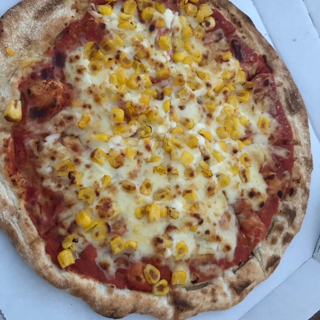 ユーザーが投稿したマヨコーンピザの写真 - 実際訪問したユーザーが直接撮影して投稿した最戸ファミリーレストランガスト 上大岡店の写真