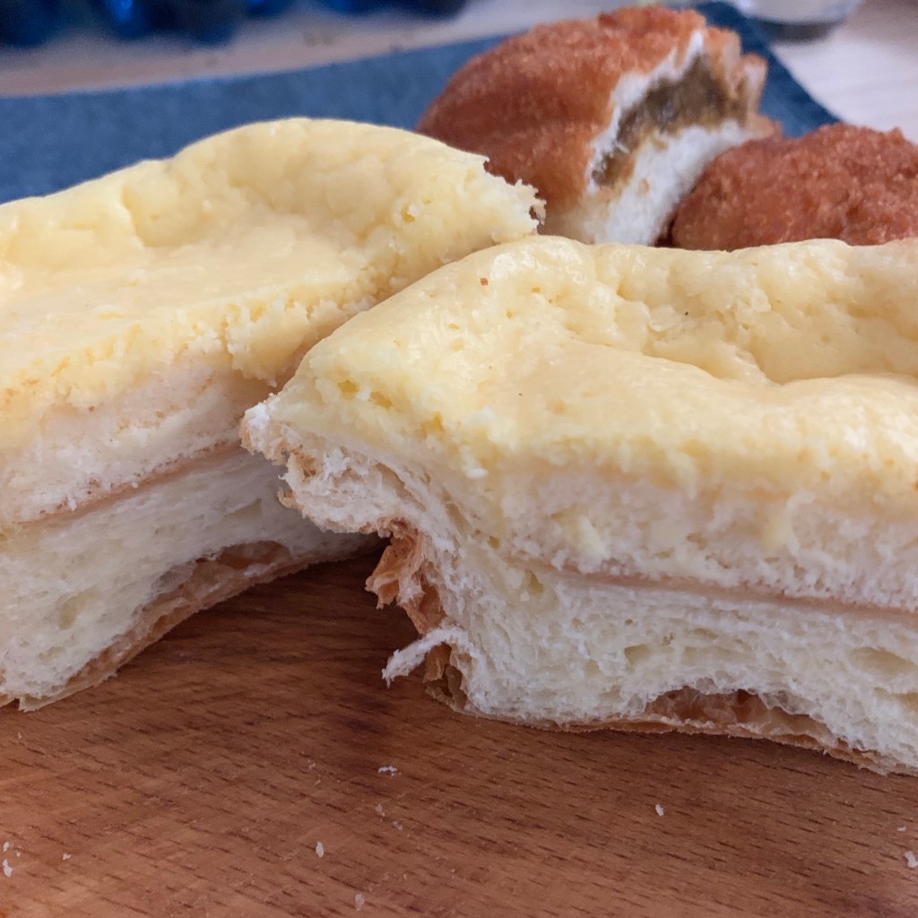 ユーザーが投稿したクリームチーズの写真 - 実際訪問したユーザーが直接撮影して投稿した新今里ベーカリーパン工房鳴門屋 今里店の写真
