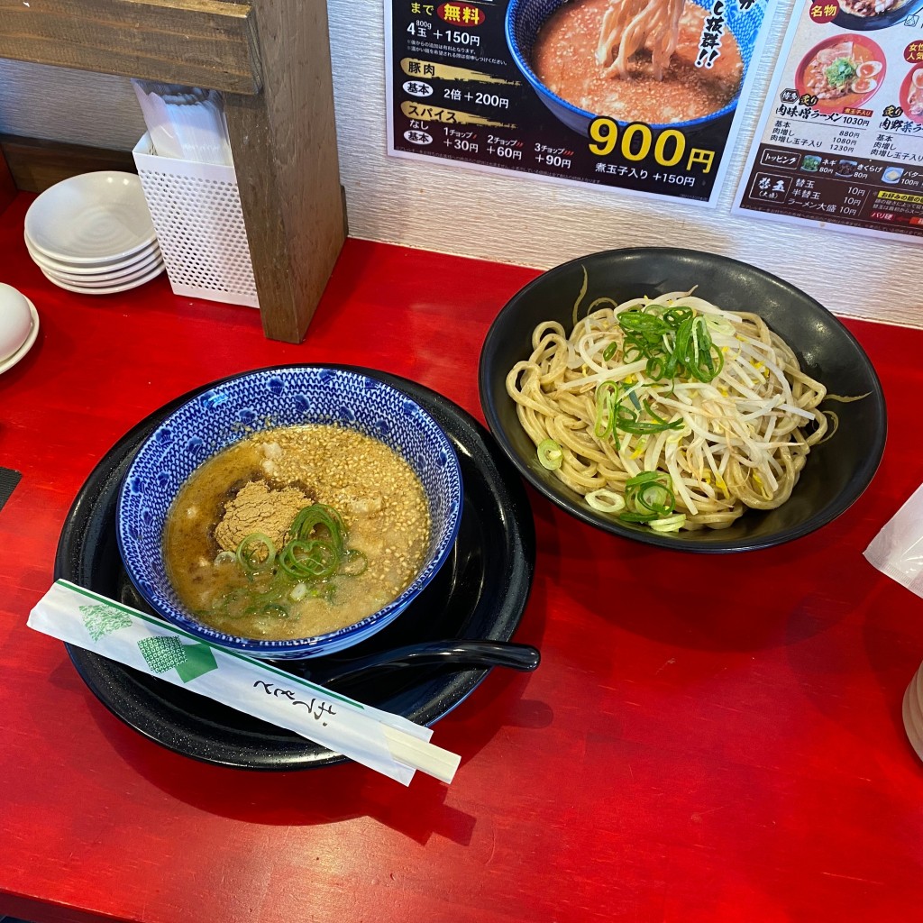 実際訪問したユーザーが直接撮影して投稿した別府町ラーメン専門店ろくの家 松山別府店の写真