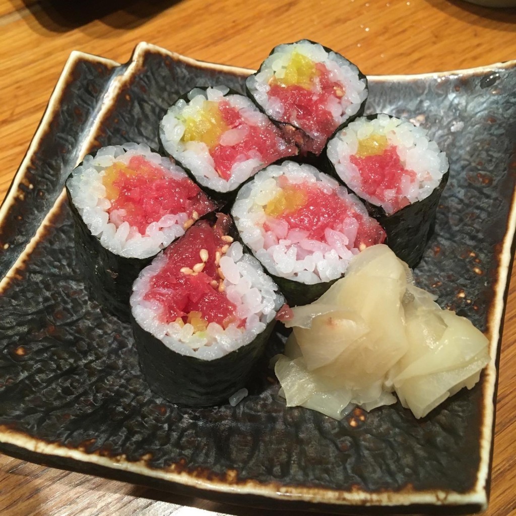 ユーザーが投稿したとろたく巻の写真 - 実際訪問したユーザーが直接撮影して投稿した新宿寿司魚真 新宿店の写真