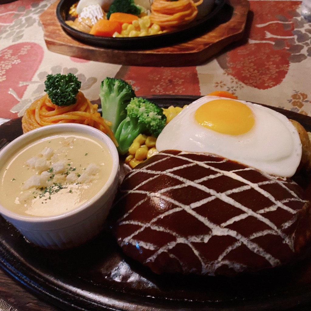 ろんすけおさんが投稿した宝来町ステーキのお店ハンバーグ専門 大賀/オオガの写真