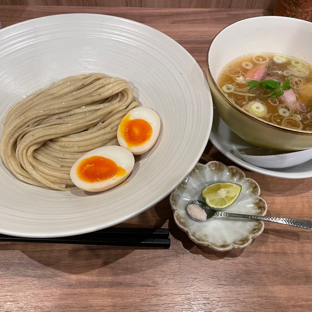 ひゃんさん_ラーメン多めさんが投稿した神田花岡町ラーメン専門店のお店麺処ほん田 秋葉原店/メンドコロホンダ アキハバラテンの写真