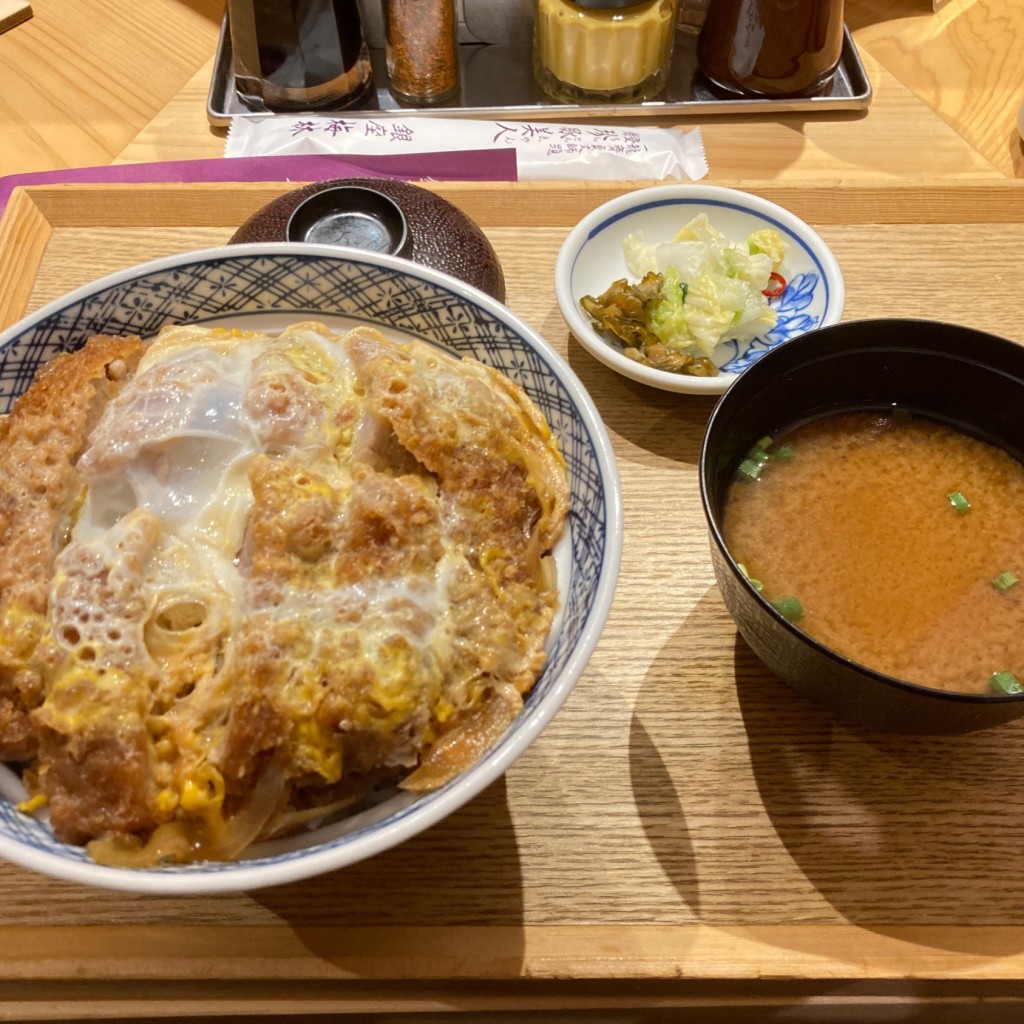 ユーザーが投稿したカツ丼の写真 - 実際訪問したユーザーが直接撮影して投稿した銀座とんかつ銀座梅林 本店の写真