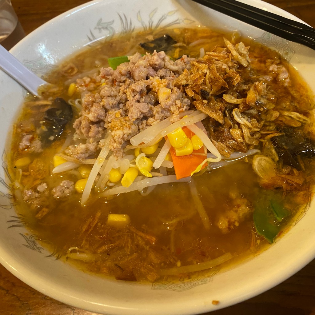 ユーザーが投稿した味噌ラーメン (揚げネギ)の写真 - 実際訪問したユーザーが直接撮影して投稿した南青山ラーメン専門店かおたんラーメンえんとつ屋 南青山店の写真