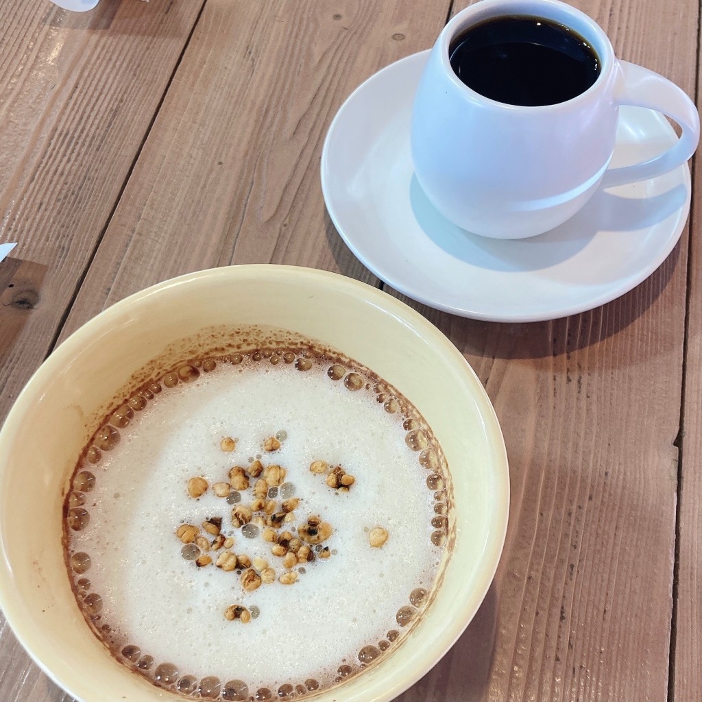 ユーザーが投稿した甘酒ココアの写真 - 実際訪問したユーザーが直接撮影して投稿した登戸カフェエシカ テーブルの写真